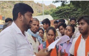 ಗ್ರಾಮೀಣ ವಿದ್ಯಾರ್ಥಿಗಳಿಗೆ ಸಮರ್ಪಕ ಬಸ್ ಸೌಲಭ್ಯಕ್ಕೆ ಒತ್ತಾಯ